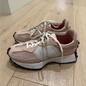 Pink New Balance 327